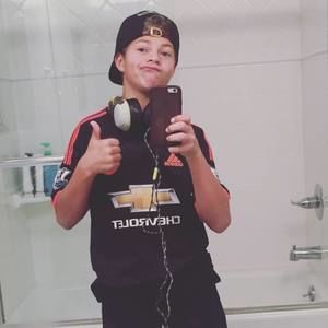 Meet your Posher, Drew